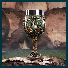 copa de bronce madre tierra, arte gaia, madre etérea, copa madre tierra, copa de vino madre