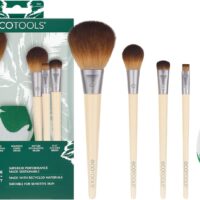 ECOTOOLS Expert Face Brush - Brocha para base de maquillaje (polvo/fluido) REAL TECHNIQUES